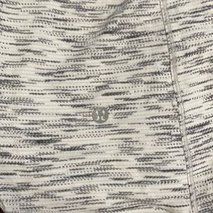 Lululemon tank size 8